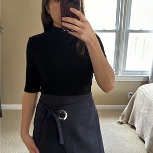 Banana Republic black ribbed mock neck tee